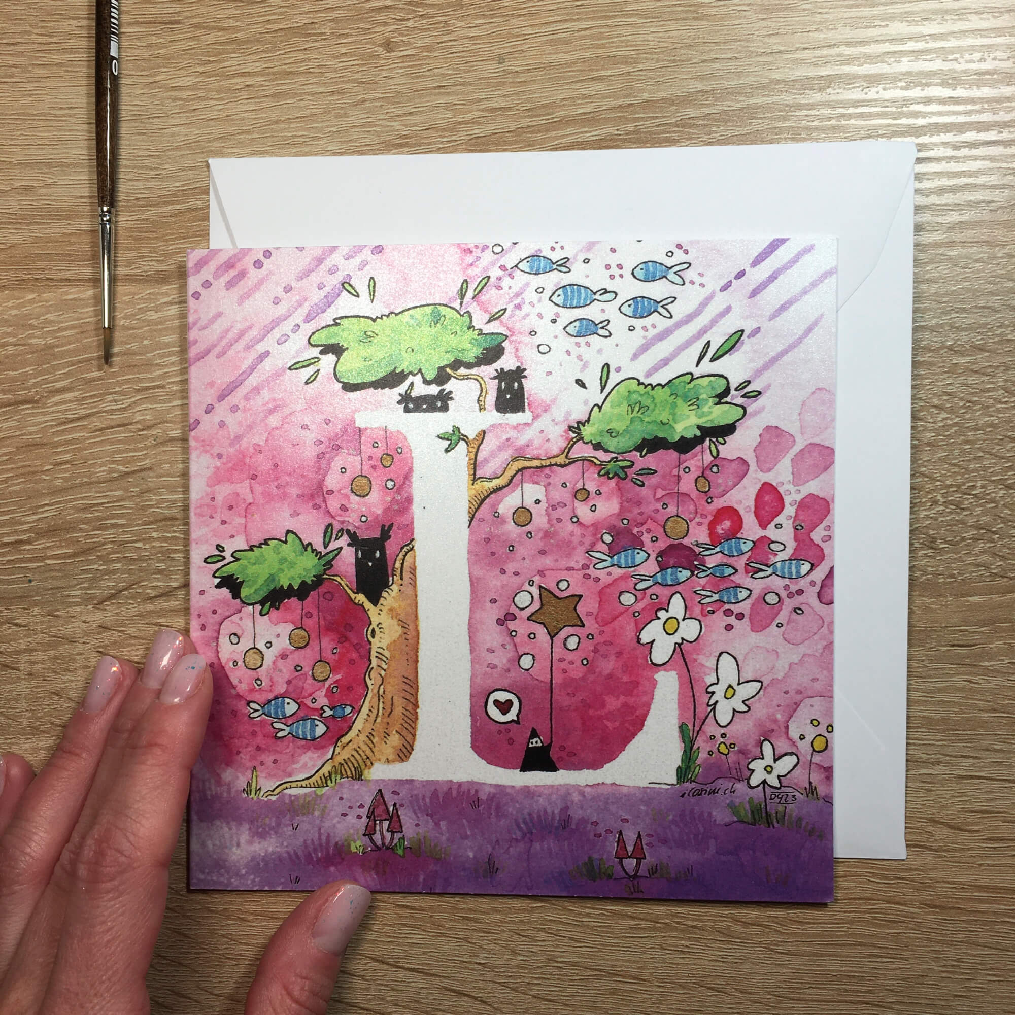 Card with first letter of name: L